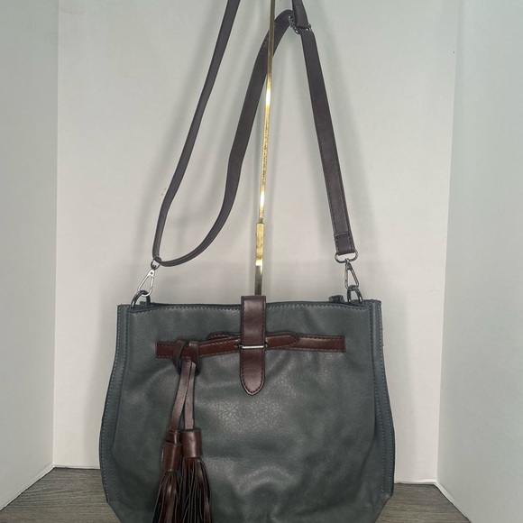 Elegant Gray and Brown Women's Bag. Zip close. Shoulder purse. Pre-owned - Picture 1 of 10